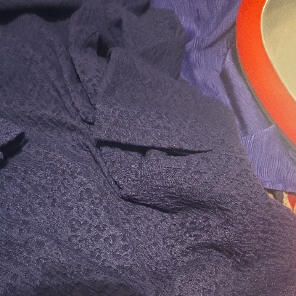 Blue and White Patterned Top - image 4